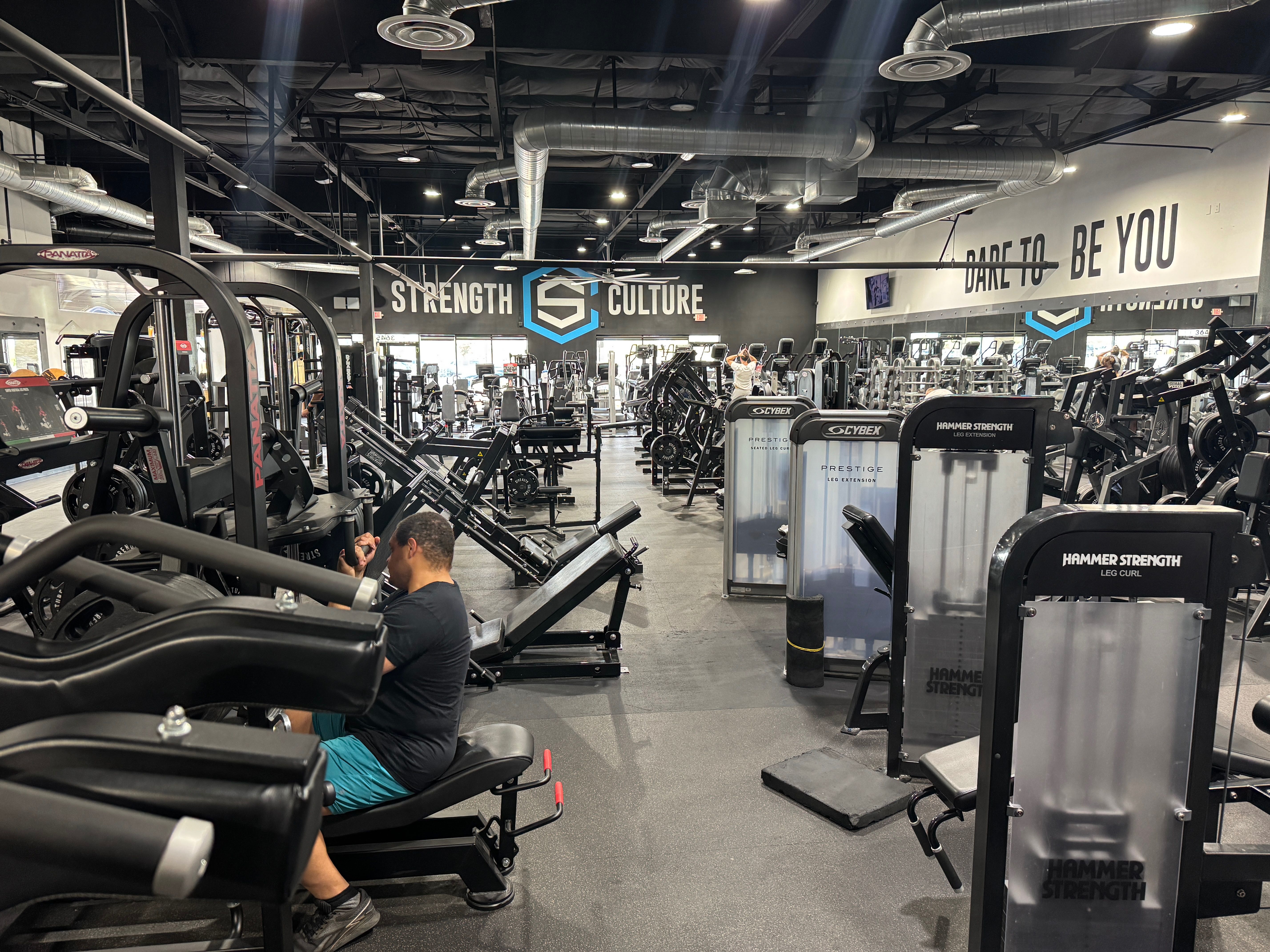 Inside Strength Culture Las Vegas — the gym where Put In Work Fitness clients train with Jake Brechlin